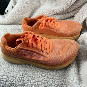 Altra Womens sneakers size 9